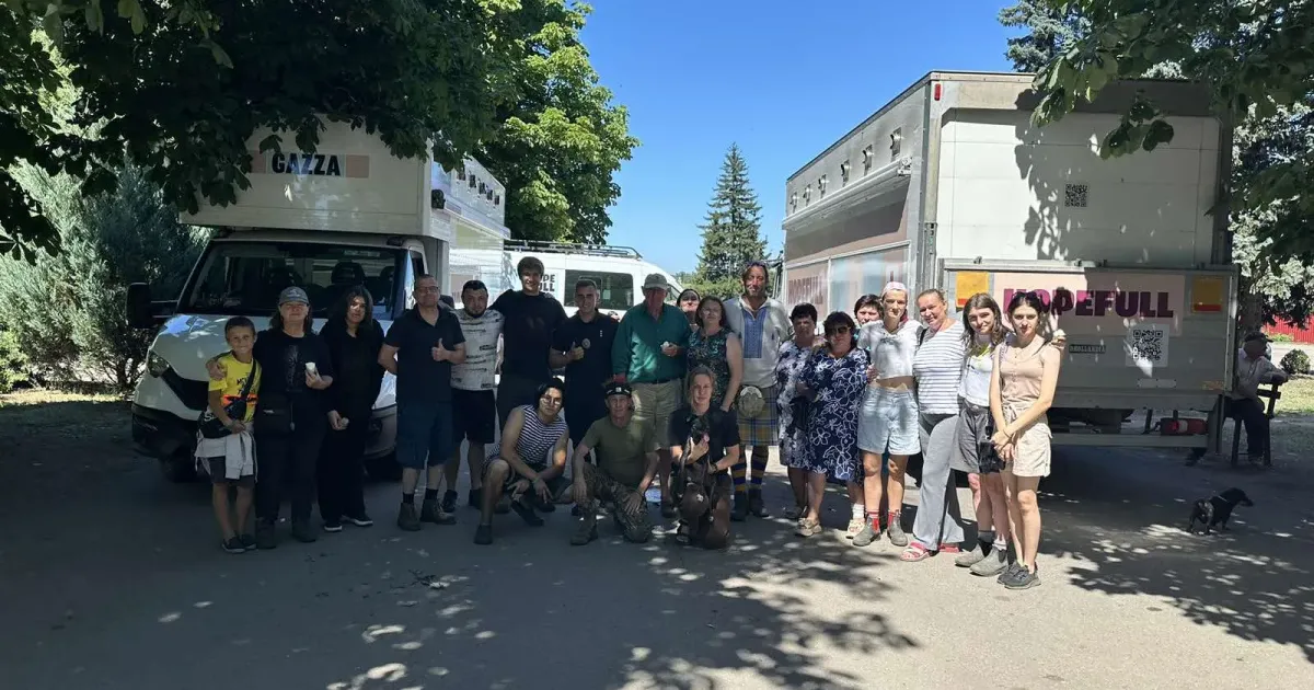 Фото: Кегичівська громада, фейсбук У Кегичівській громаді волонтери пригощали смачною піцою на порталі Gromada Group